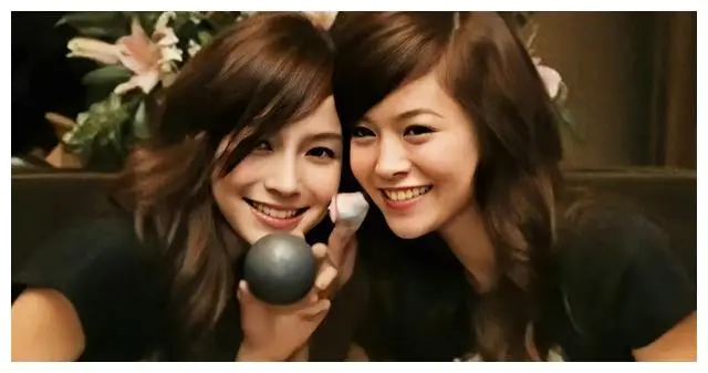 杨颖生日无圈内祝福,前闺蜜避而不见,看秀后酒凉茶冷.