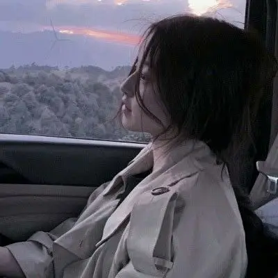 上一组 没有了 1/18张图片 下一张 下一组 相关标签 女神高冷侧脸气质