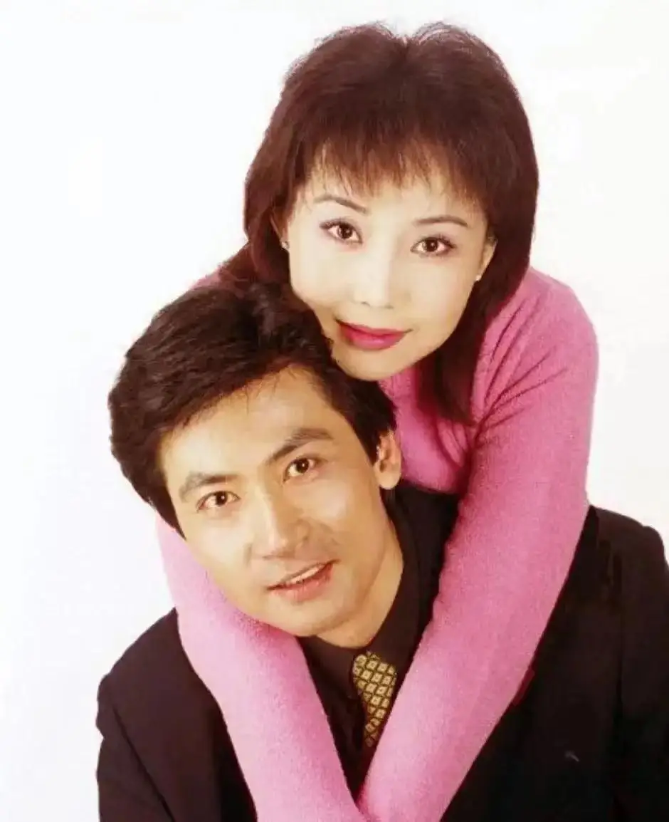 低调幸福的7对演员夫妻夫妇双方均是国家一级演员却鲜有人知