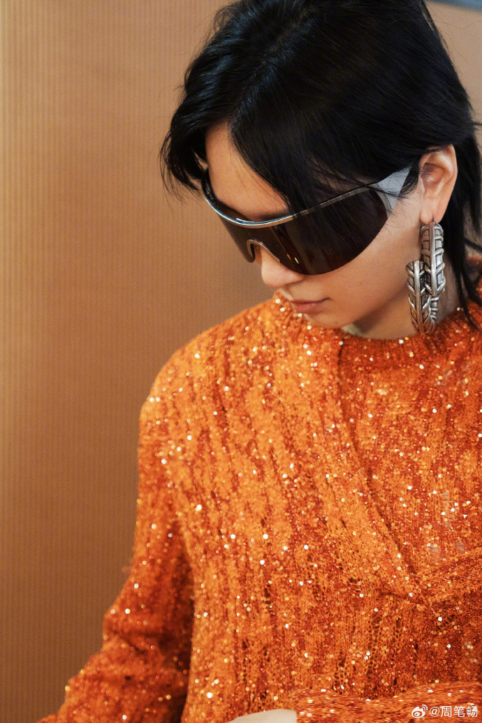 周笔畅巴黎笔记##hello时装周