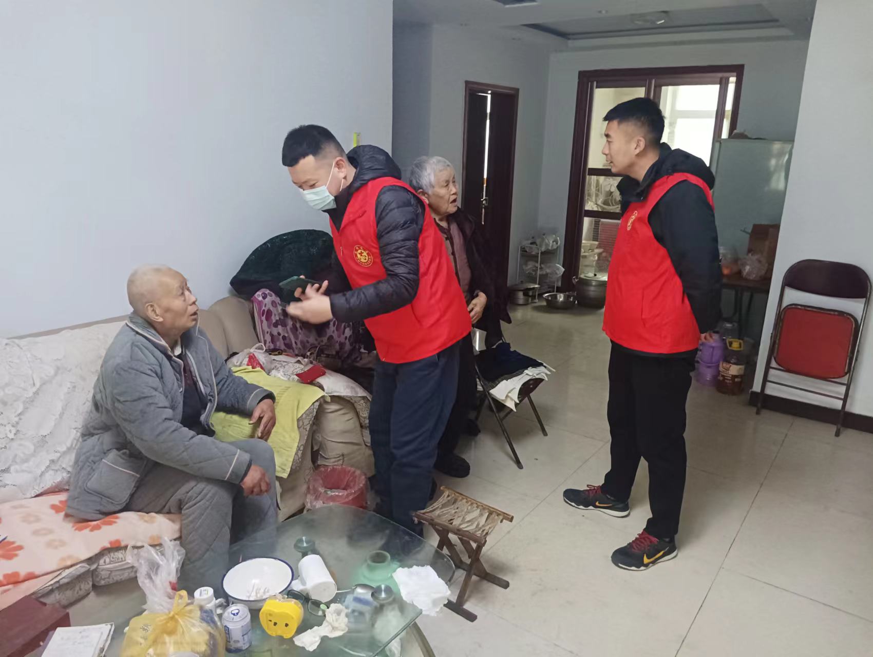 鹤壁经济技术开发区:高龄认证进小区 贴心服务暖人心_老人_方式_事业