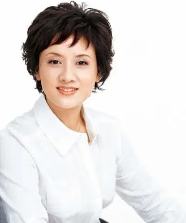 张国立承诺前妻罗秀春不再生育情陷邓婕63岁才补办婚礼