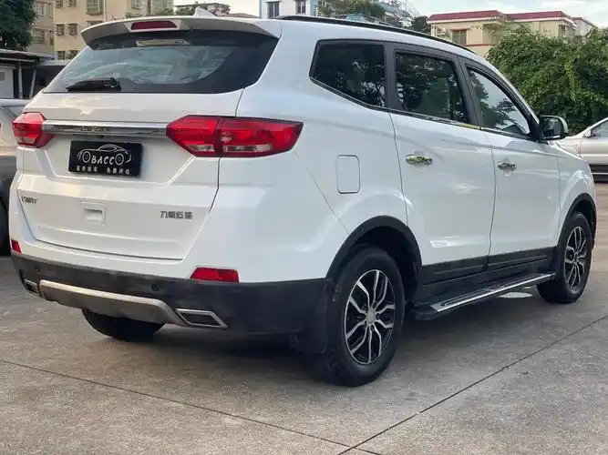 16年11月力帆迈威1.5l七座智享型,一手车,5万公里,无 - 抖音