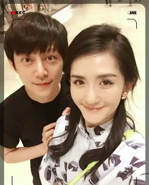 何炅谢娜亲密合照,何炅谢娜合照高清大图-图片大观-奇异网