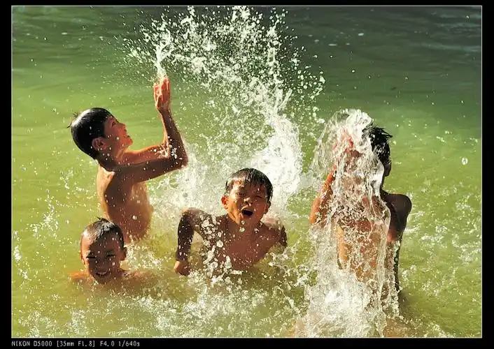 光影杂谈论坛 【快乐暑假◇戏水】 2     摄影机型号:nikon d5000