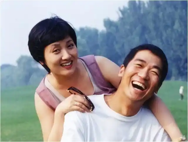 张国立儿子张默违法引关注父子二人私德问题频出观众失望至极