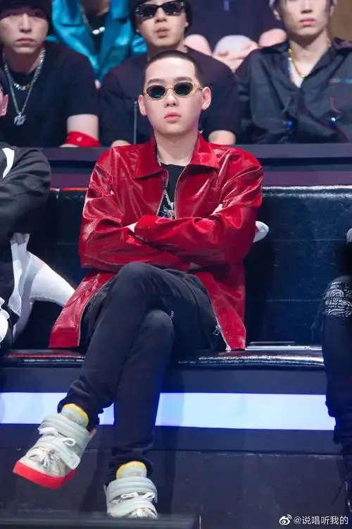 《说唱听我的2》弹壳朱婧汐嗨翻现场,法老单依纯唱哭观众