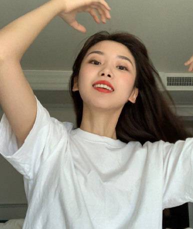 关键词:绿茶脸 代表人物:半藏森林绿茶脸,yi姐认为并不是贬义词,裙