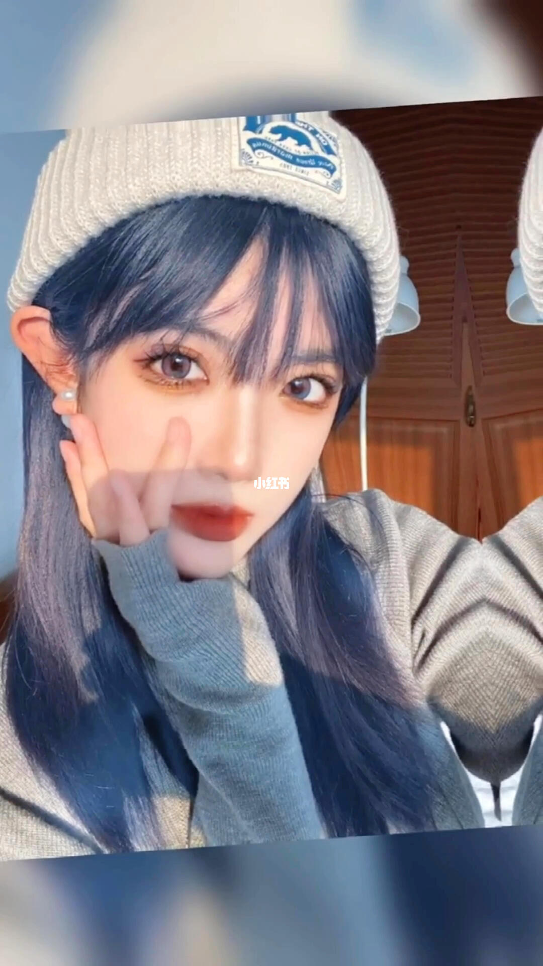 2020女生流行发色宝石蓝染完超显白