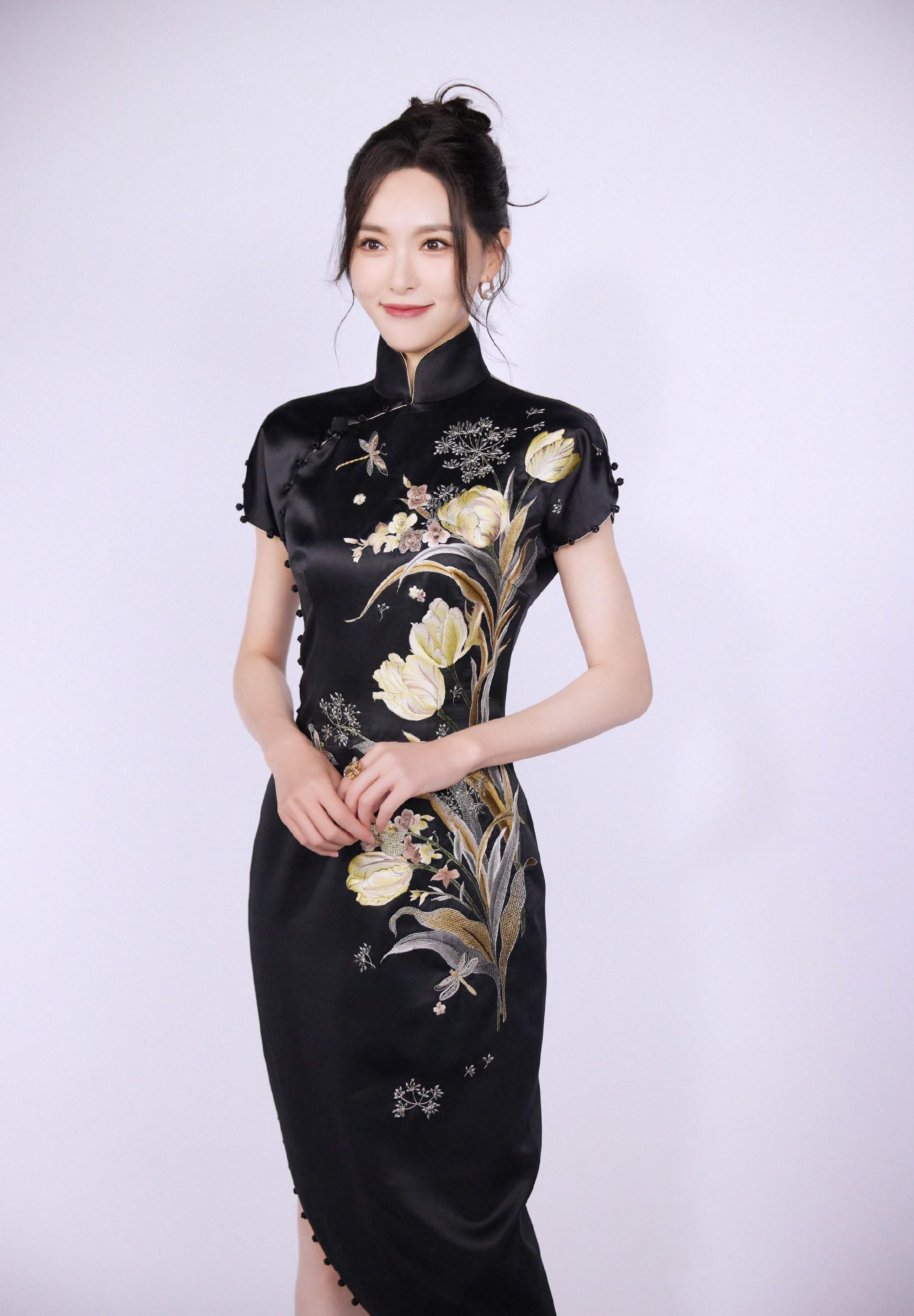 唐嫣穿上旗袍瞬间变成最美仙女!_魅力_气质_舞台