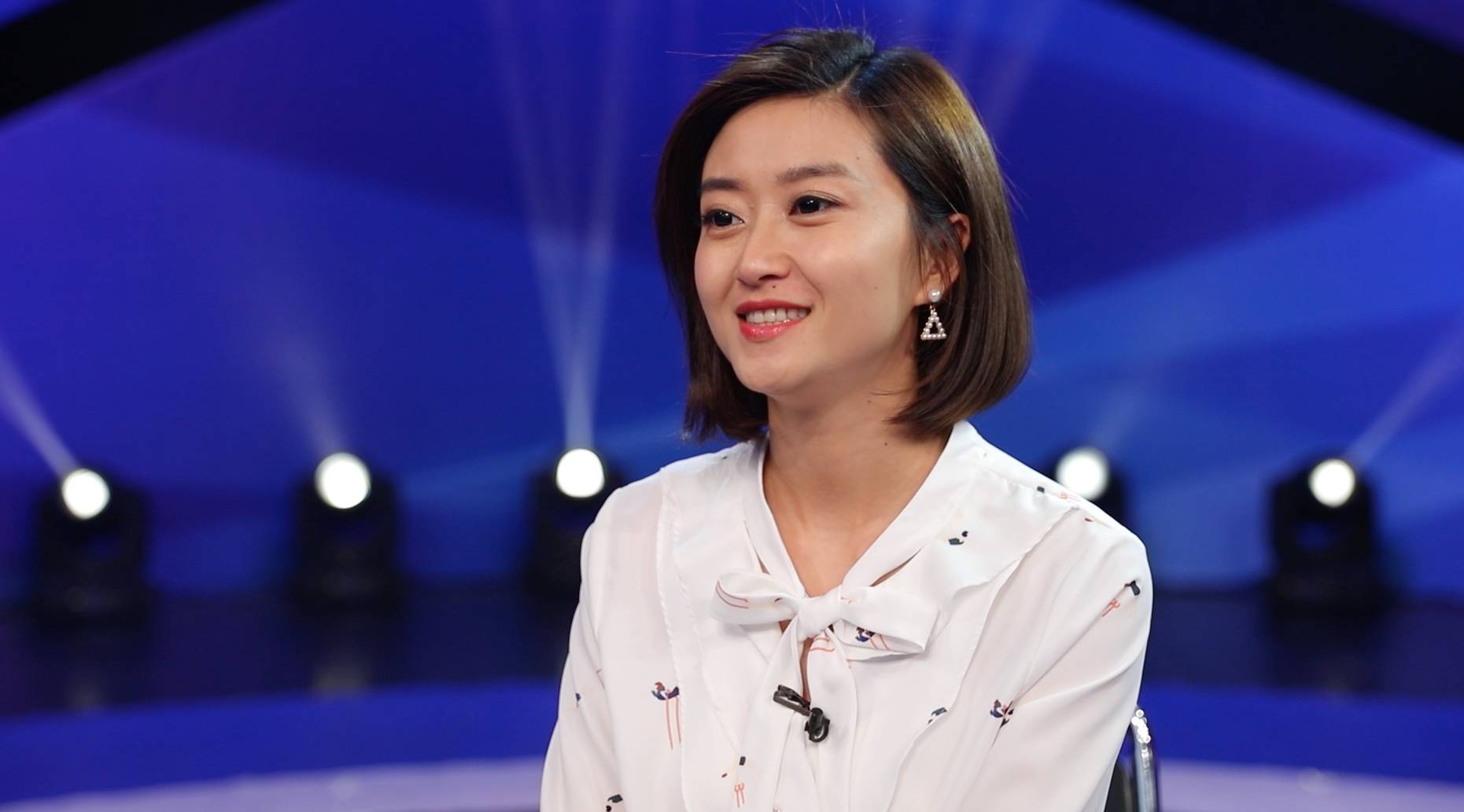 我自将心向明月 ——山东电视综艺频道主持人话中秋