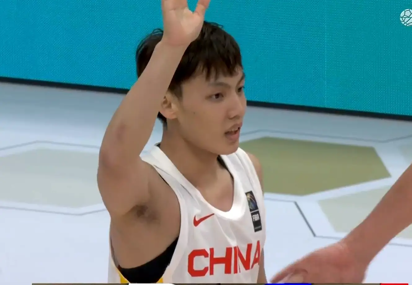 最水全明星被日本1米7矮子打爆,乔帅严惩弃用_徐杰_河村_身高