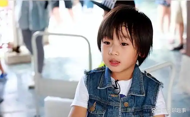 林志颖公开谈论kimi12年的变化,14岁身高一米八,长相随妈妈