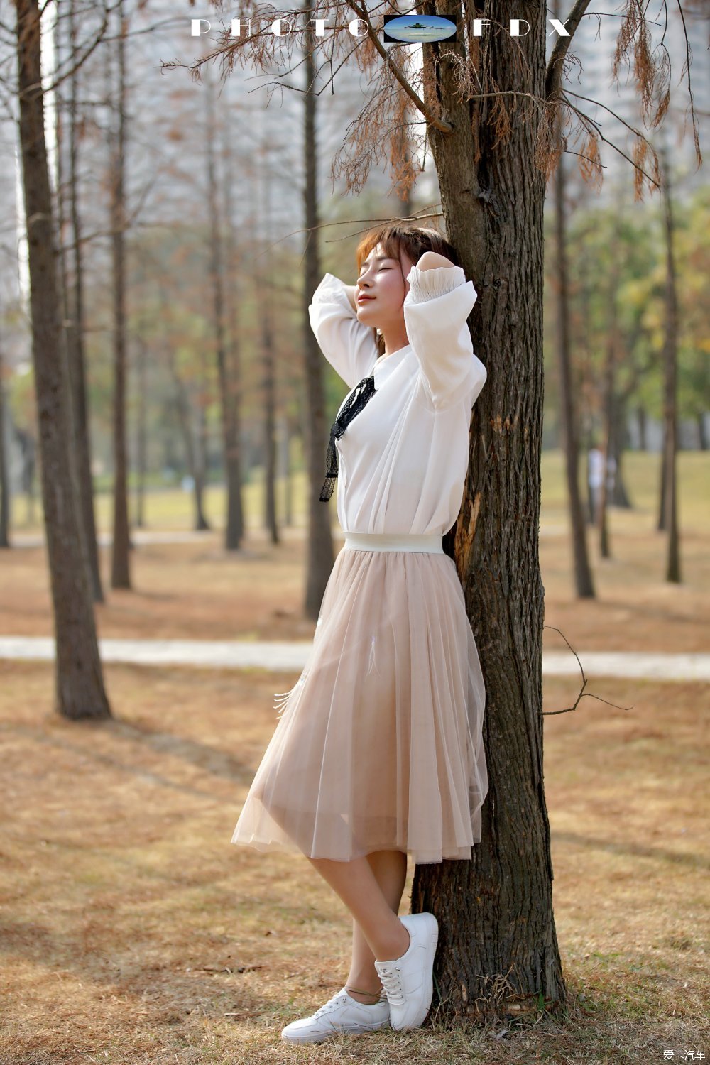 小能手湖南妹子在鹤山公园外拍