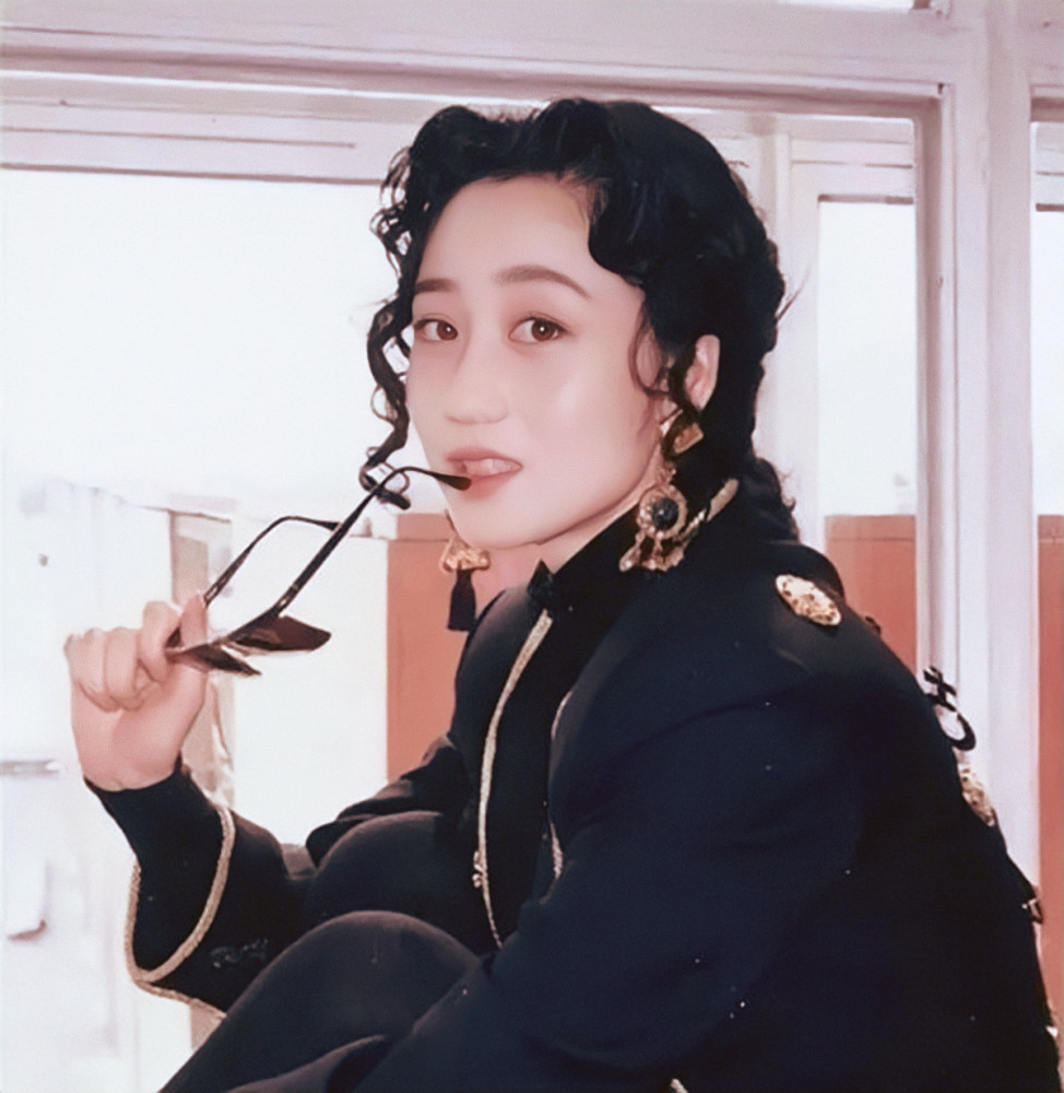 性感女神利智的传奇人生