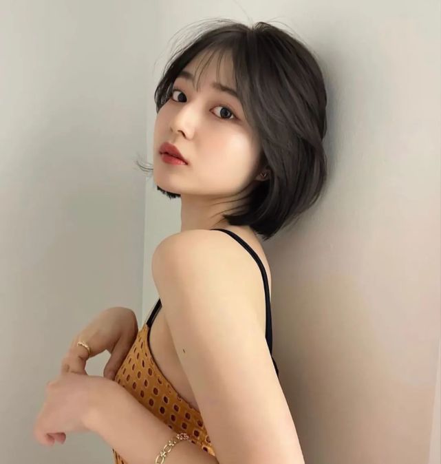 关注发型图片库,每天分享好发型69适合初恋头的发色都在这里了关注