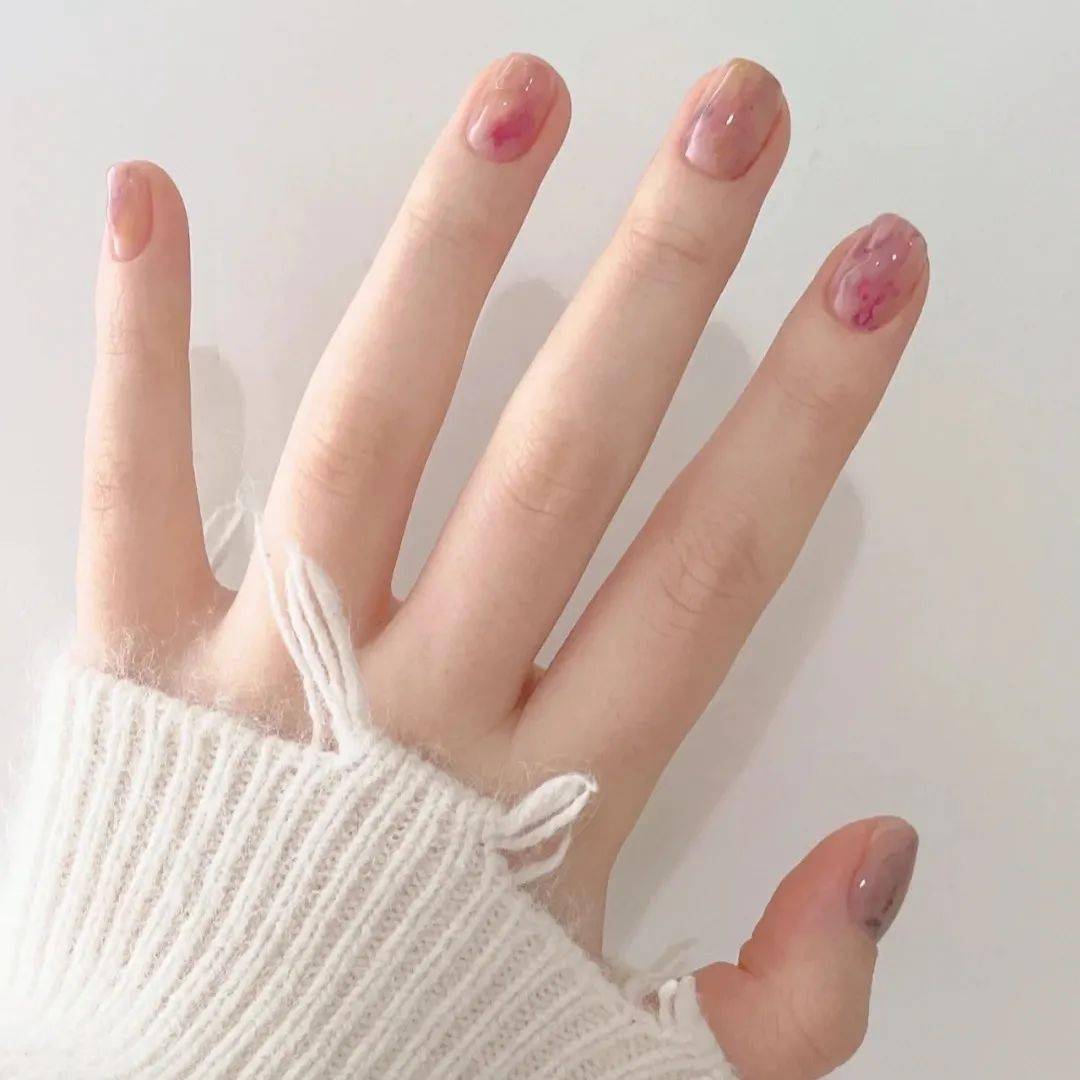 吐血整理的爆款夏日美甲!显白耐看,简直美到过分~_款式