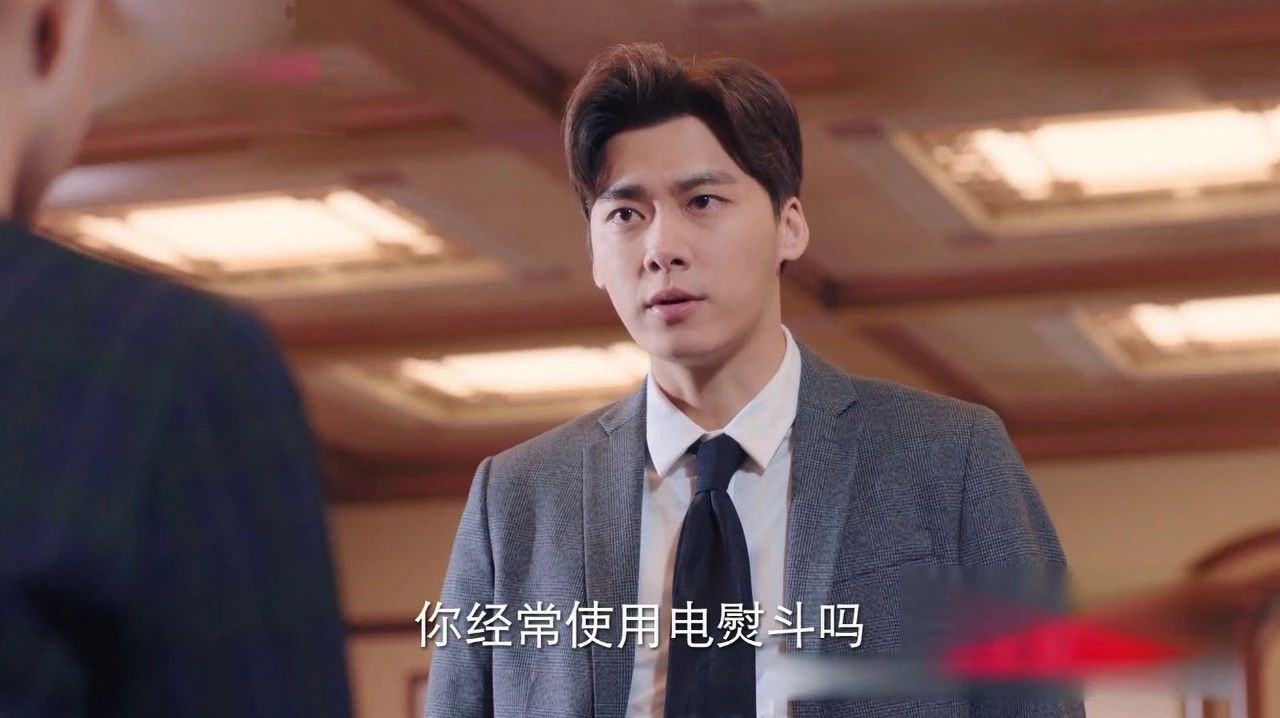 《我在北京等你》:李易峰用生命谈恋爱,被江疏影"砸晕"两次