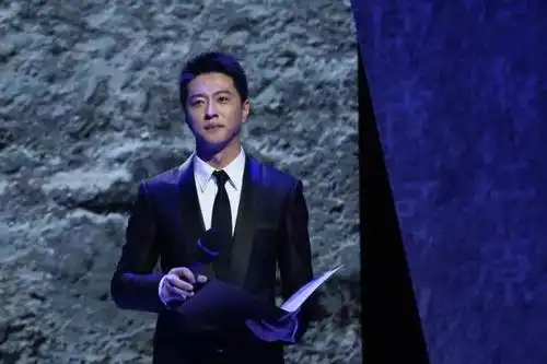 央视板砖顾国宁天道酬勤敢于耕耘就一定会收获成长