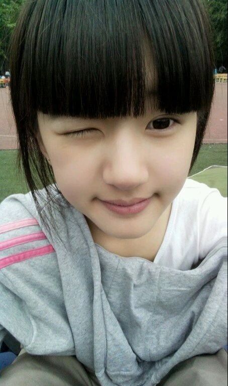 学生时代的赵露思,贴吧见