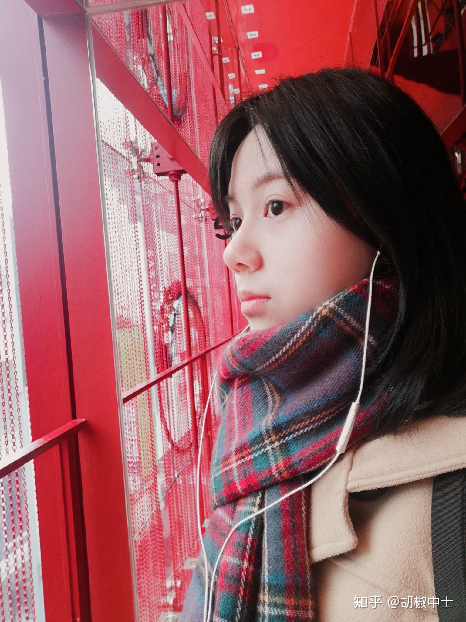 有哪些可爱女生的素颜照