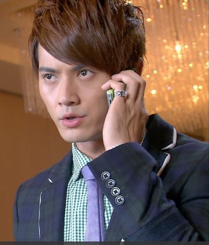 爱情睡醒了 艾瑞克(徐正曦)穿的西装是什么牌子的呢?