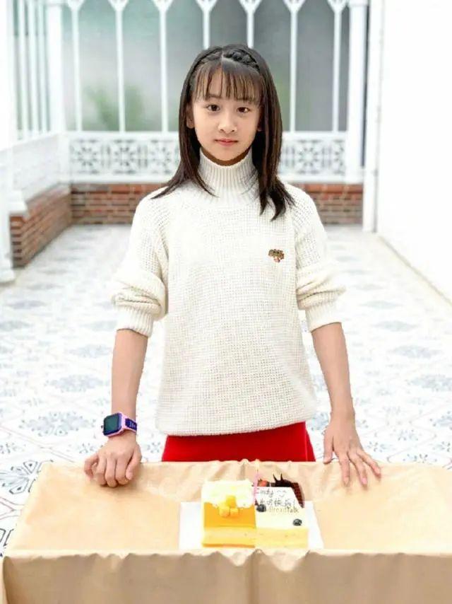 田亮女儿森碟终于长开了美过当红女星惊艳了时光