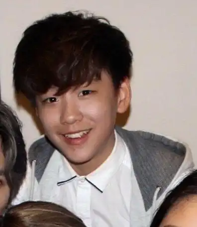 余景天旧照合集楼更新