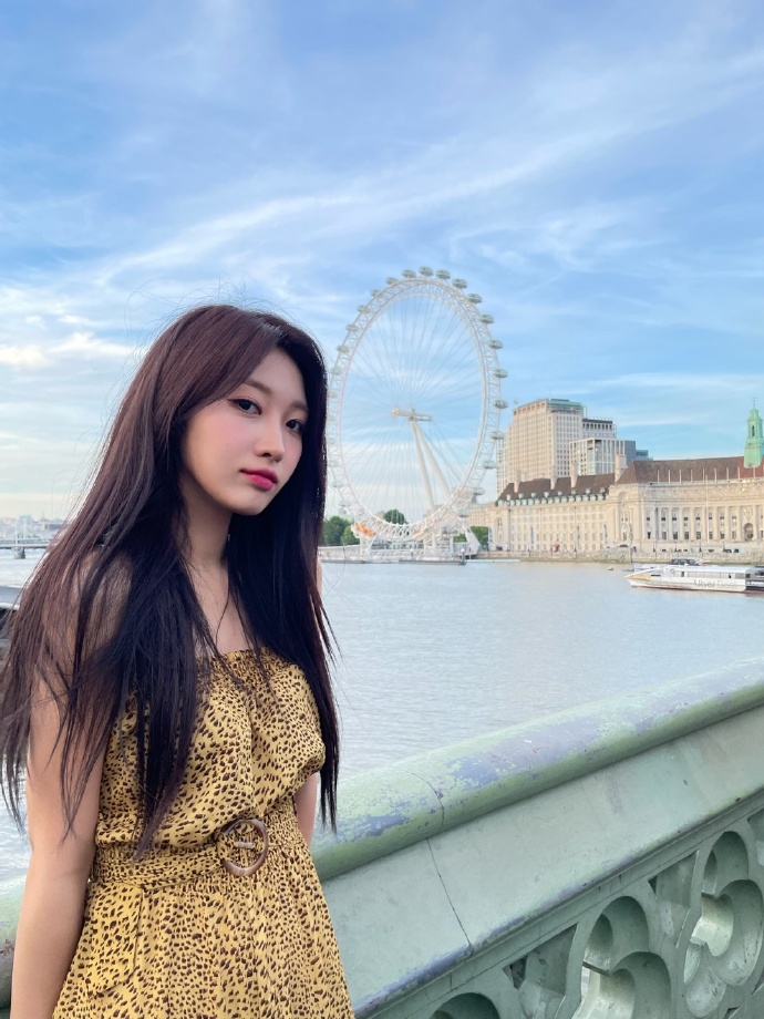 施贤##everglowinlondon##london##施贤##everglowinlondon##londn