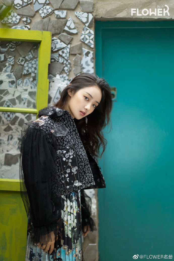 【虚幻之境 不忘本心】#flower名册#7015@吴佳怡_six能热烈如骄阳