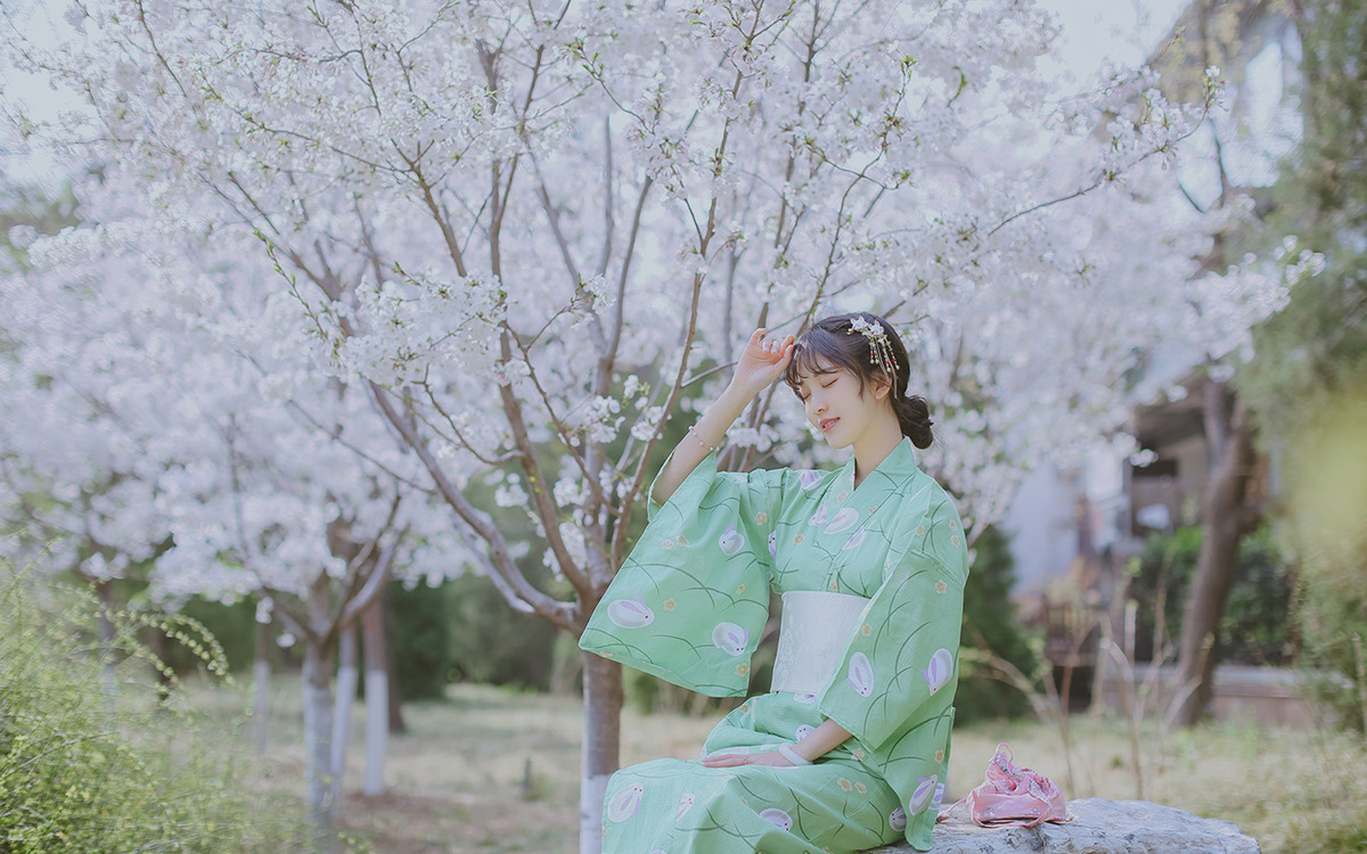 和服美女清新唯美写真桌面壁纸