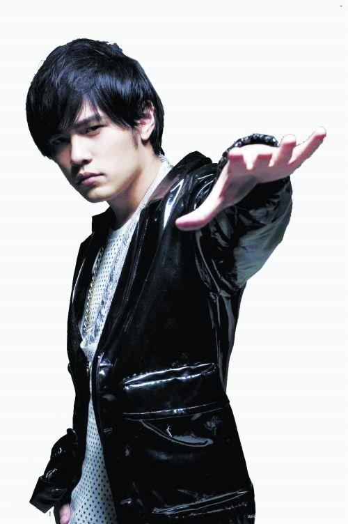 2015年,周杰伦代言热销款汽车纳智捷全新纳5;2016年,周杰伦签约唯品