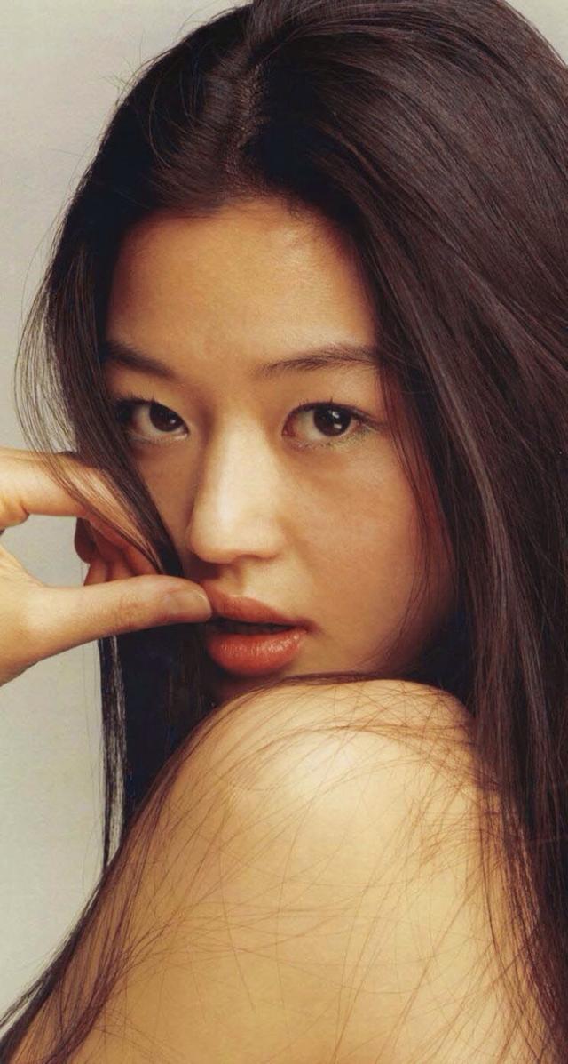 韩国最美10大女明星:之全智贤()