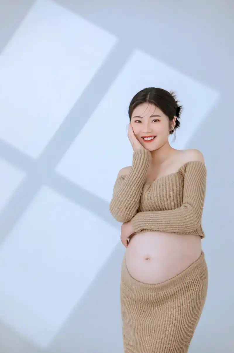 照的意义不在于几张写真照 而是送给十月怀胎的自己一份难忘 - 抖音