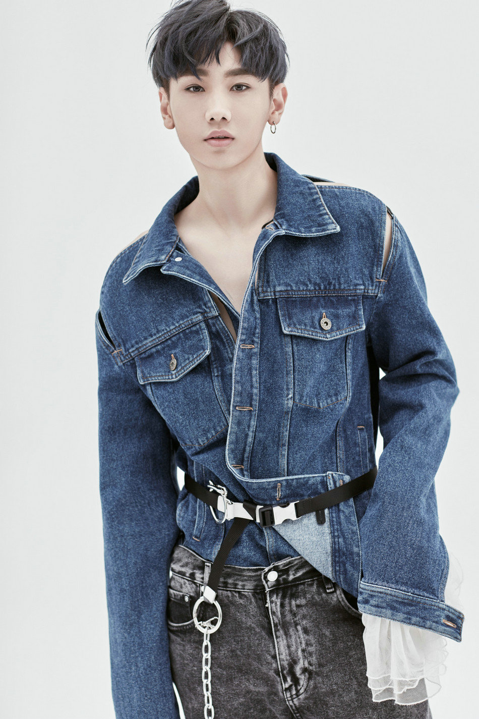 巴图汪苏泷《时间很美》 体悟时光流逝背后的温情