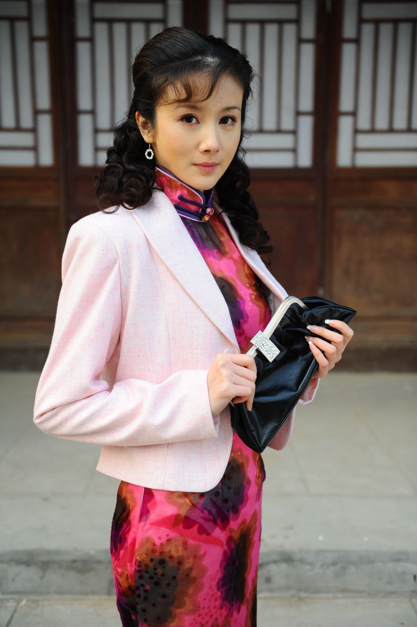 孙菲菲颜值顶峰时期的照片,不愧是"大眼女神",高颜值十分抢镜