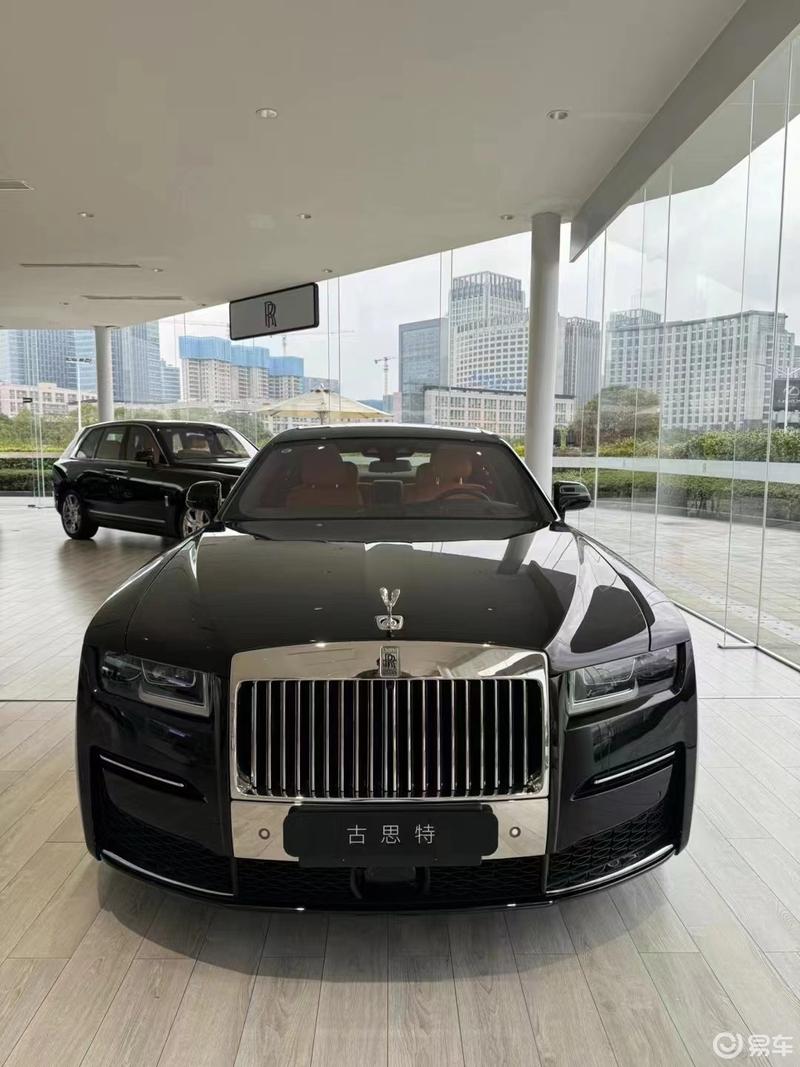 24款劳斯莱斯古思特加长 特价现车_有钱人的社区_易车社区