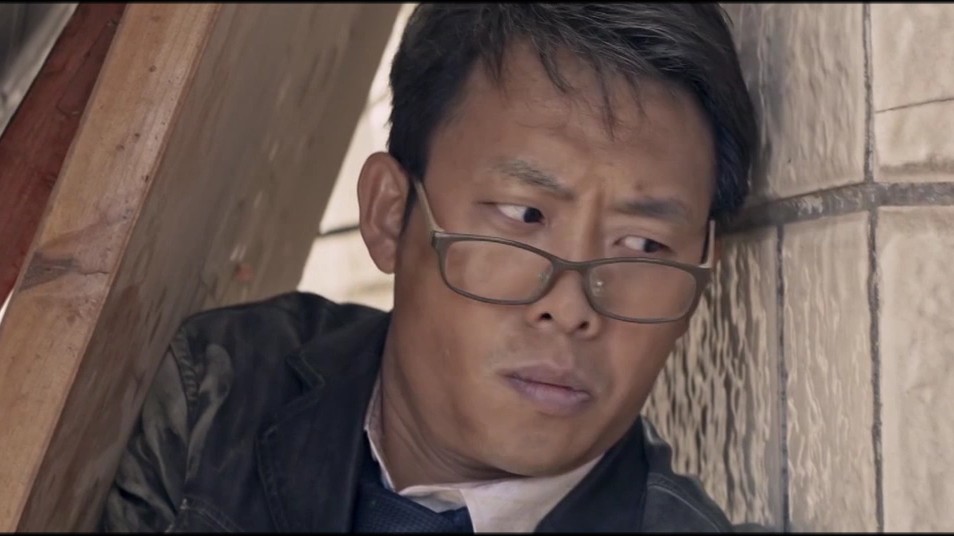 『追凶者也』张译最搞笑的片段.吃个米线怎么就这么难,太好笑了吧_哔