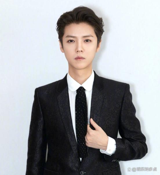 鹿晗个人资料简介及家世 鹿晗家世身份/真名/祖籍/身高体重介绍