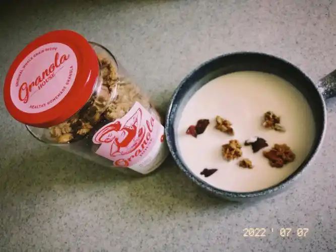 granola  #granolahouse  #sourcream  #盒马开心果面包  #金牌干溜