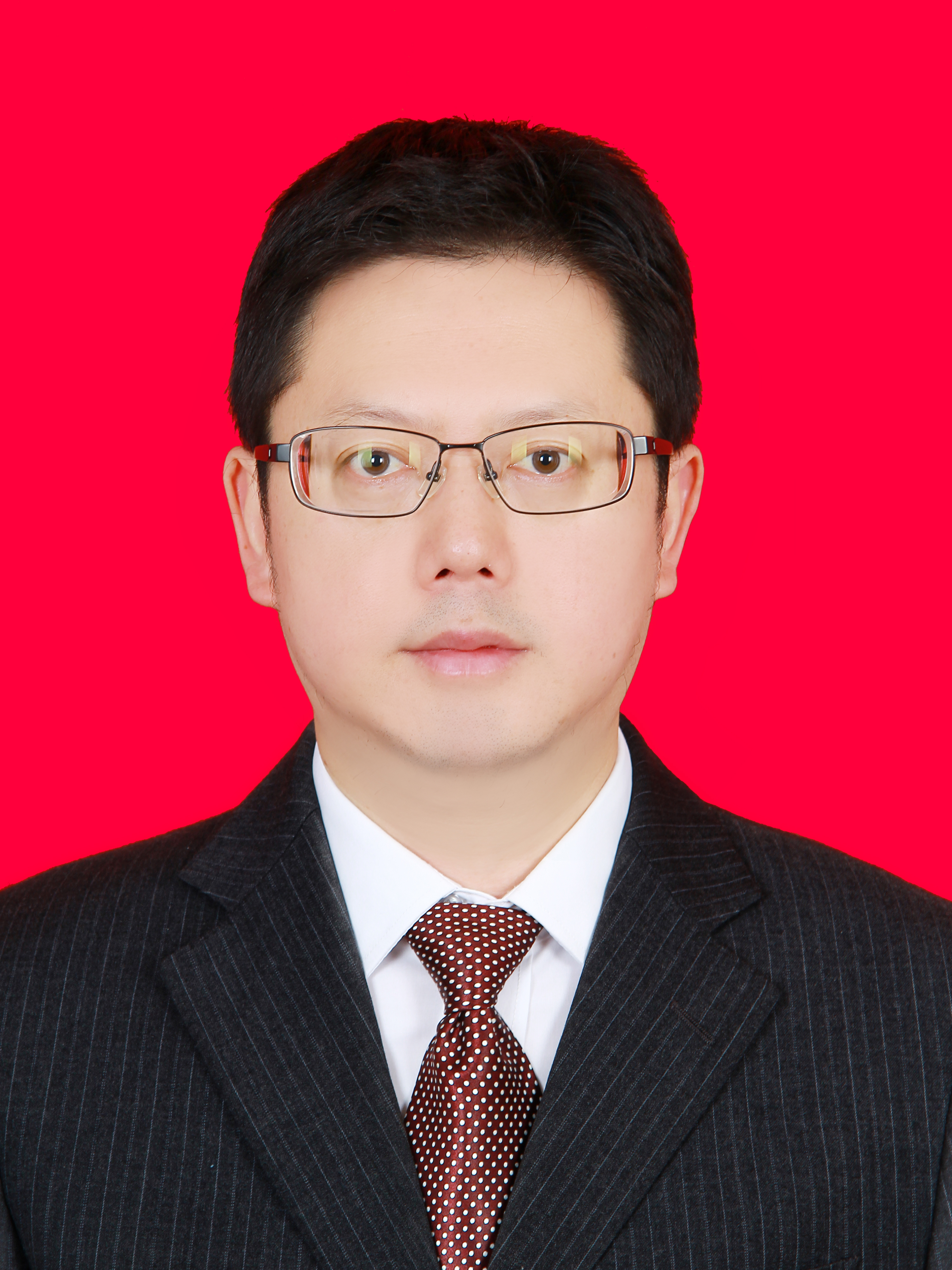 p data-id="sgrv8zdaknmc">韩飞,男,汉族,四川苍溪人,1974年12 月