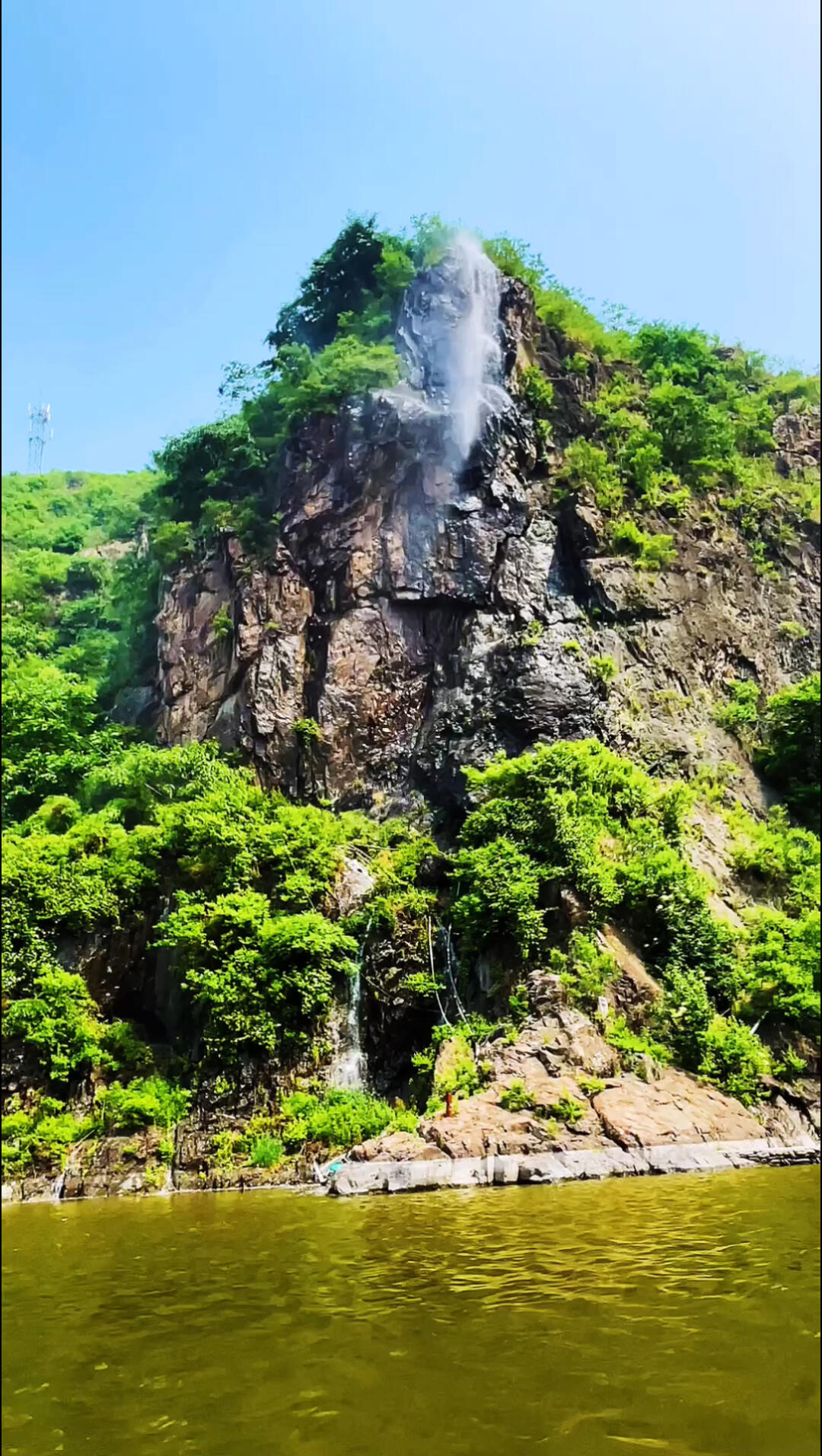 走进大山感受大自然的美好