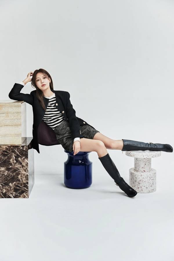 1/3搜狐韩娱讯 韩国女团少女时代成员崔秀英近日成为