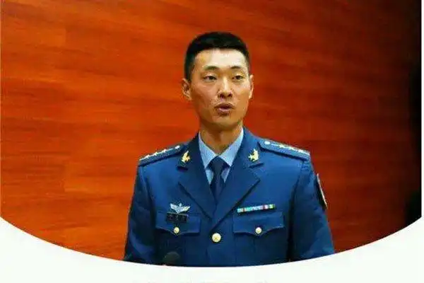 军人刘金沂刘队长退伍了吗和张蓝心很遗憾没有走到一起