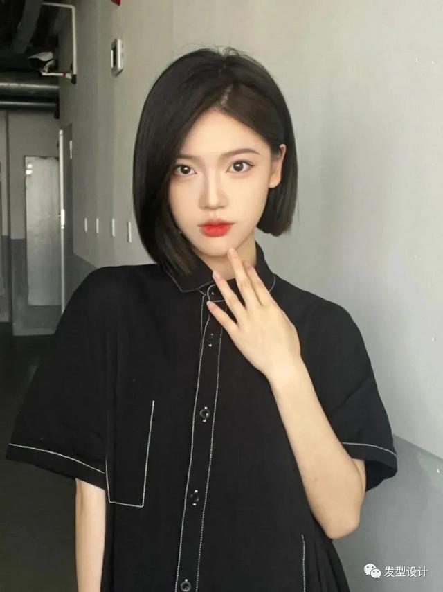 女学生短发发型2022最新图片(2021学生短发最新发型女图)