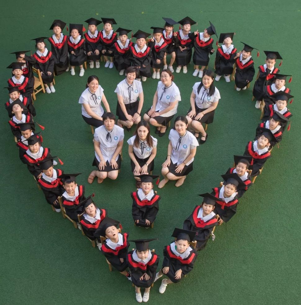 这个幼儿园的毕业照"美"翻了