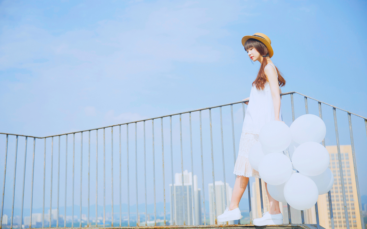 小清新美女高清桌面壁纸