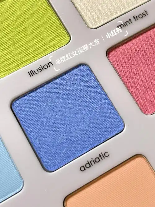 娜塔莎马卡龙真的是今年最喜欢的彩盘这种低饱和高明度的颜色其实很