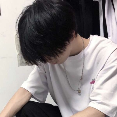 二兽成熟高冷真人魅力小众风格男头