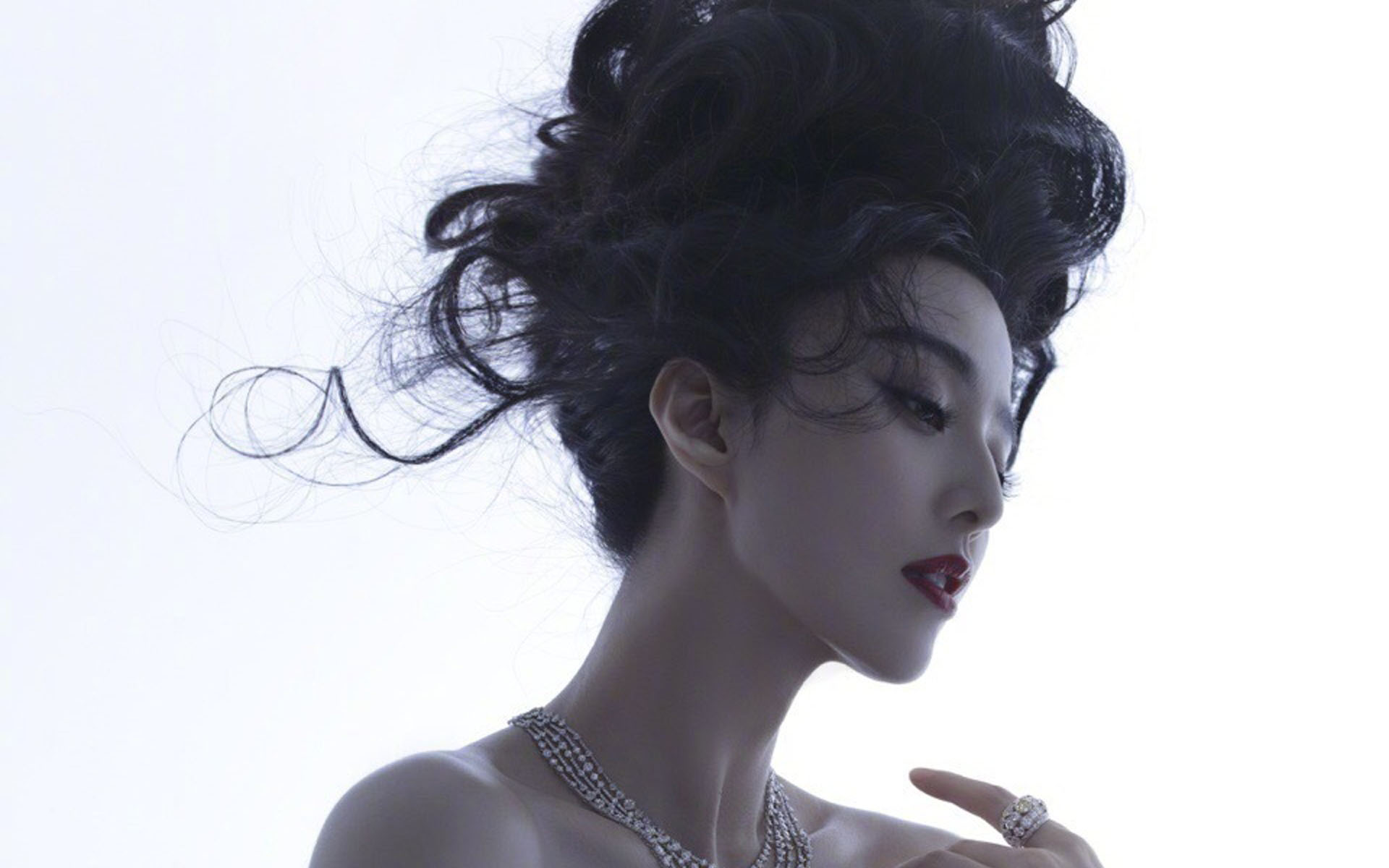 范冰冰美艳迷人性感写真图片桌面壁纸